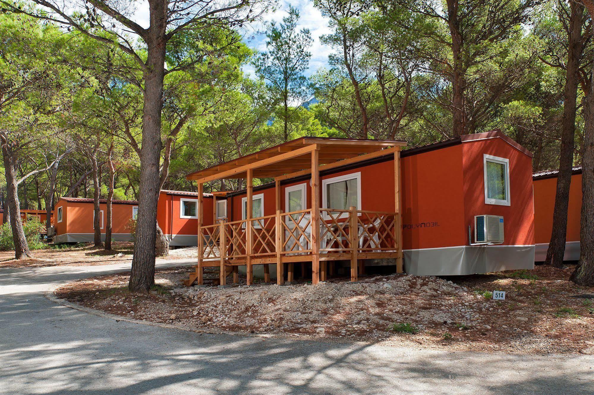 Mobile Homes Basko Polje Campground Baška Voda Eksteriør bilde