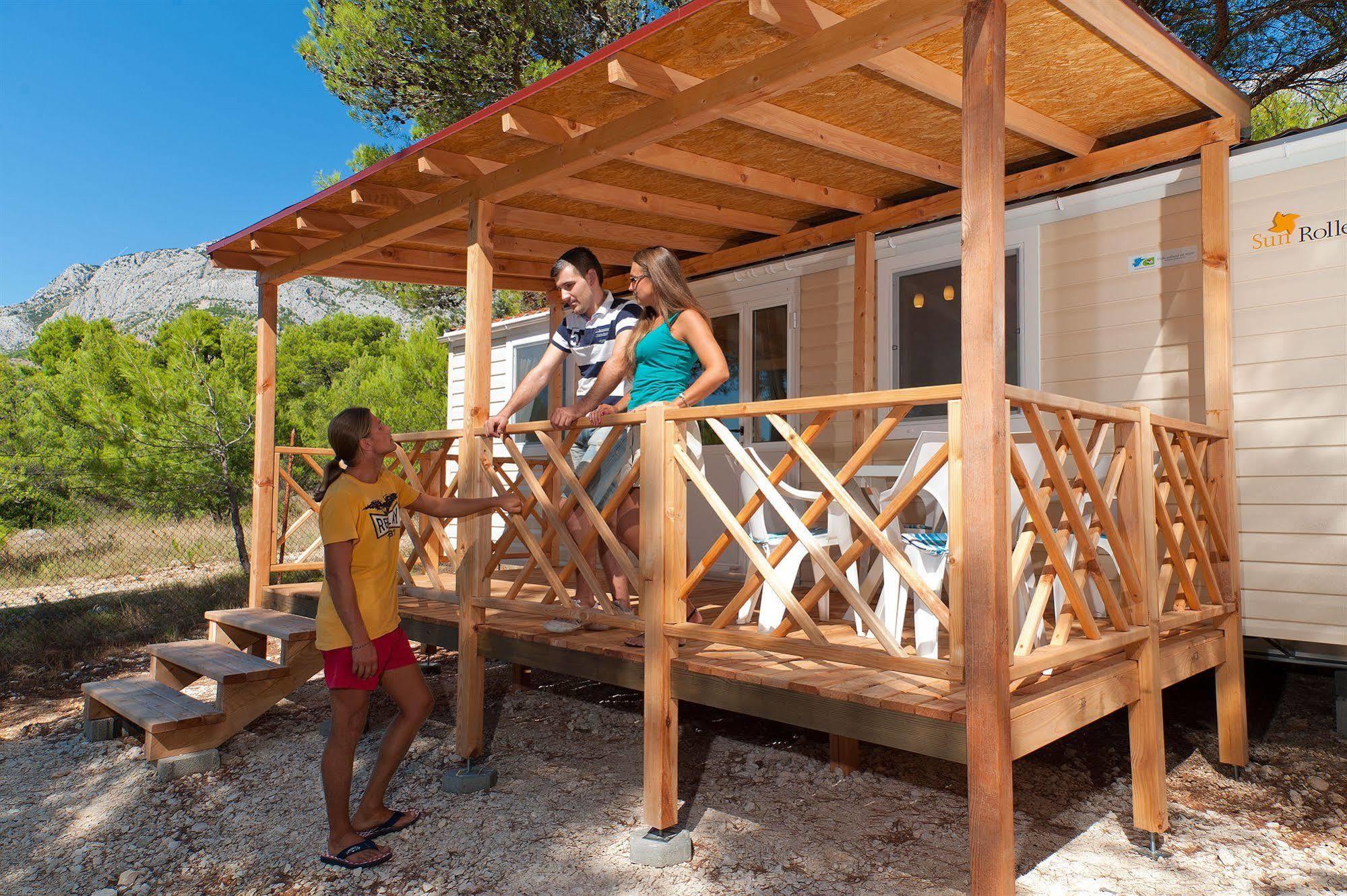 Mobile Homes Basko Polje Campground Baška Voda Eksteriør bilde